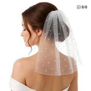 White Pearl Short Modern Bridal Veil on Comb